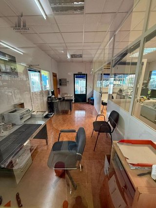 Nave industrial en venta en Santa Cruz - Industria - Polígono Campollano en Albacete