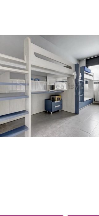 Litera madera y azul