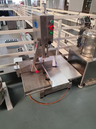 SIERRA DE CORTE INDUSTRIAL / GARANTIA / NUEVA