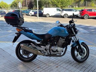 Honda CBF 500 Azul Eléctrico
