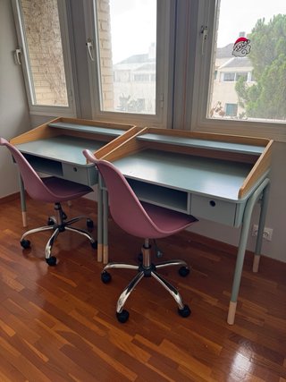 Escritorio infantil Vertbaudet + silla