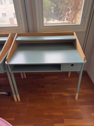 Escritorio infantil Vertbaudet + silla