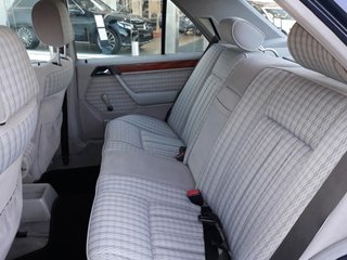 Mercedes-Benz Clase E 220-1993
