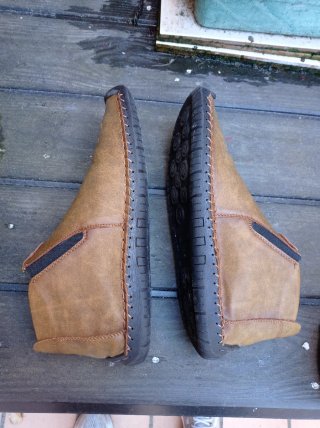 Botas marrones con cremallera