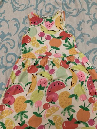 Vestido infantil estampado frutas