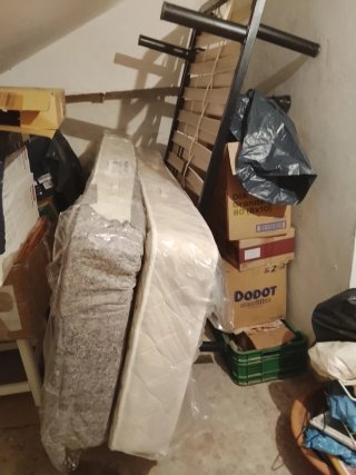 2 Camas 90x180: Somier + Colchón.   Los dos 90€