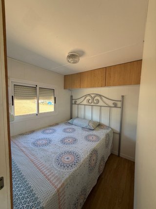 Casa prefabricada de 2 habitaciones en buen estado