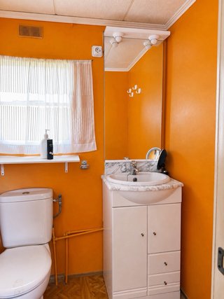 Casa prefabricada de 2 habitaciones en buen estado