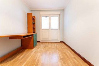 Piso en alquiler en Laviada en Gijón