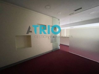 Local comercial en alquiler en Plaza España - Villa Pilar - Reyes Católicos - Vadillos en Burgos