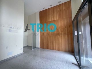 Local comercial en alquiler en Plaza España - Villa Pilar - Reyes Católicos - Vadillos en Burgos
