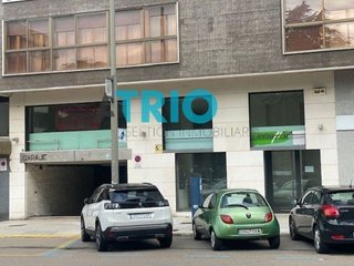 Local comercial en alquiler en Plaza España - Villa Pilar - Reyes Católicos - Vadillos en Burgos
