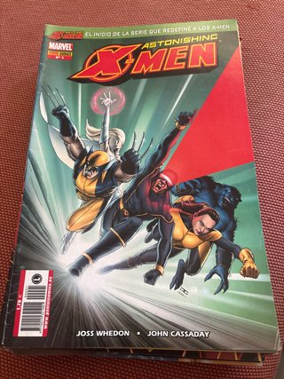 Atonishing X men saga completa (24 numeros)