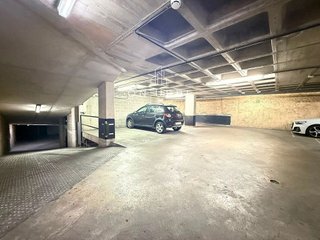 Garaje en venta en San Roc - El Remei en Badalona