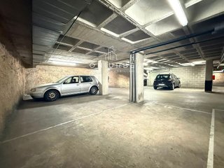 Garaje en venta en San Roc - El Remei en Badalona