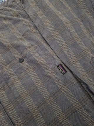 Camicia con motivo a quadri "Patagonia", S over/M