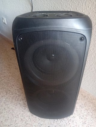 Torre de Sonido Edenwood Negra