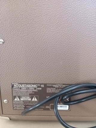Amplificador Fender Acoustasonic 15 Marrón