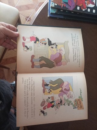 Lote de cuentos clásicos Disney años 80