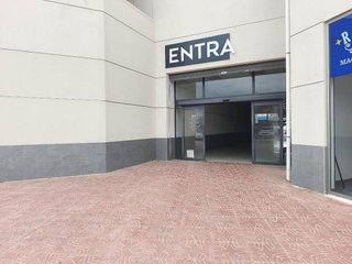 Local comercial en venta en Puerto de Mazarrón en Mazarrón