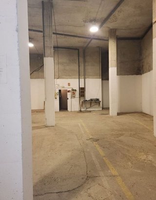 Nave industrial en alquiler en Centre en Cornellà de Llobregat