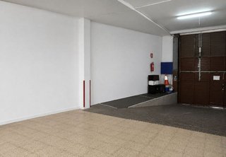 Nave industrial en alquiler en Centre en Cornellà de Llobregat