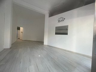 Local comercial en alquiler en Gran Vía en Valencia