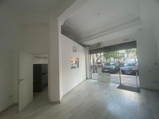 Local comercial en alquiler en Gran Vía en Valencia