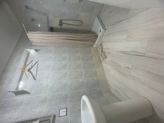 Local comercial en alquiler en Gran Vía en Valencia