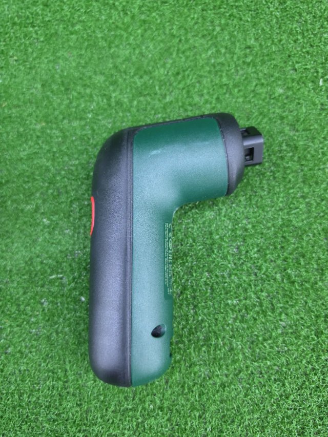 Cepillo Eléctrico Bosch UniversalBrush 3.6V