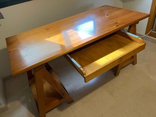 Escritorio de madera maciza con cajón Muy robusto