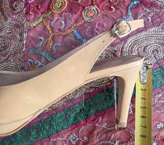 Zapato destalonado Gloria Ortiz beige
