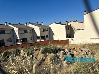 Terreno en venta en Hervencias en Ávila