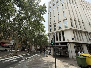 Oficina en alquiler en Ca n'Aurell en Terrassa