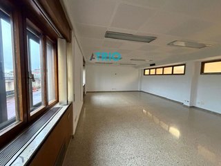 Oficina en alquiler en Plaza España - Villa Pilar - Reyes Católicos - Vadillos en Burgos