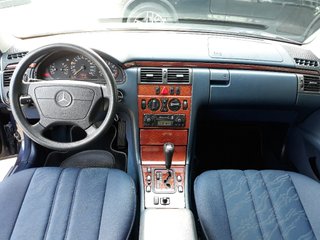 Mercedes-Benz Clase E 240- 1999