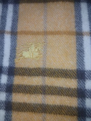 Bufanda Burberry Clásica Tartán Beige