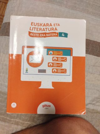 EUSKARA ETA LITERATURA 4