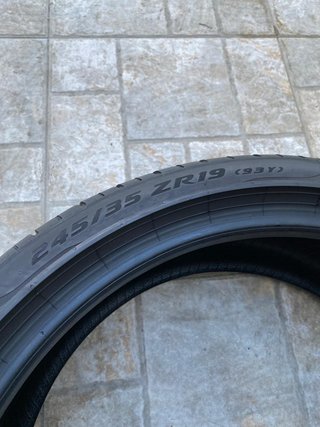 Neumático 245/35 R19 PIRELLI PZERO