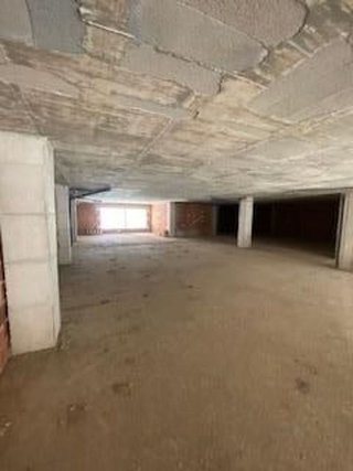 Local comercial en venta en Yecla