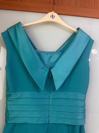 Vestido ceremonia turquesa elegante