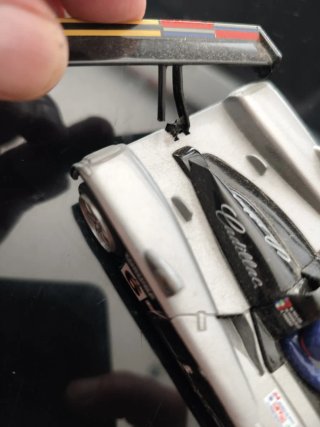 Coche Scalextric Cadillac y Bridgestone