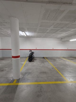 Garaje en venta en Olot