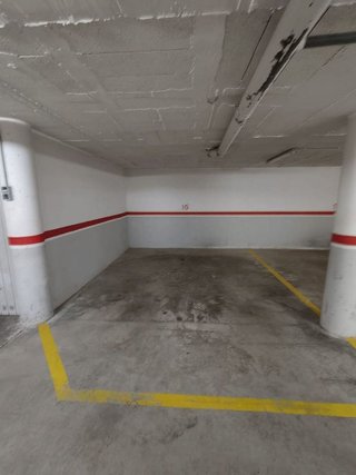 Garaje en venta en Olot