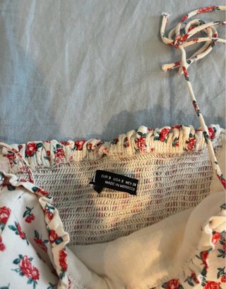 Zara Top Corto Fiori Rossi