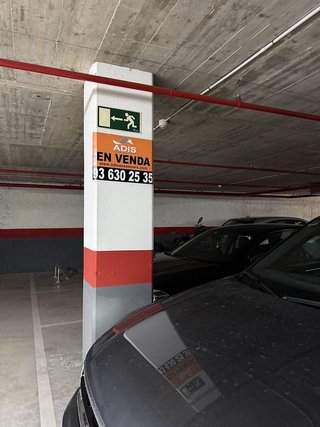 Garaje en venta en La Plana en Esplugues de Llobregat