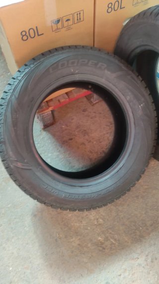 Neumático Cooper 215/65R16 98T Weather.