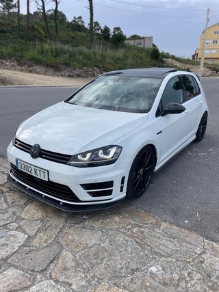 Volkswagen Golf 7 R