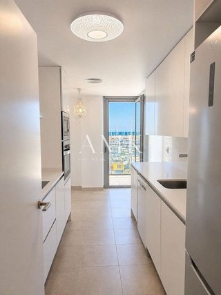 Piso en alquiler en Port en Badalona