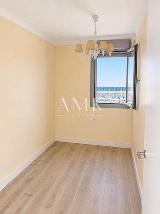 Piso en alquiler en Port en Badalona